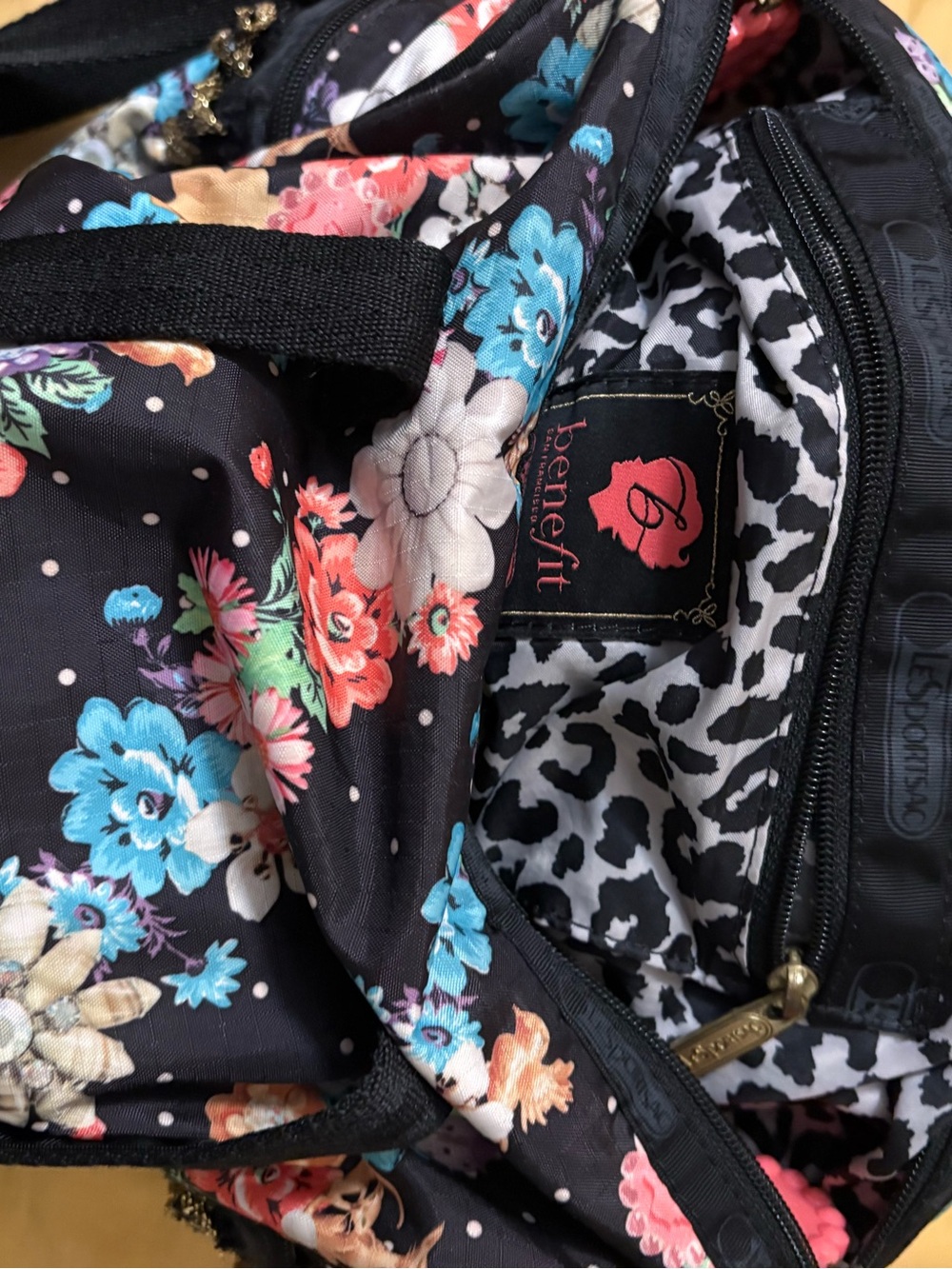 Floral satchel Tote Bag with black Base - Picture 7 of 8